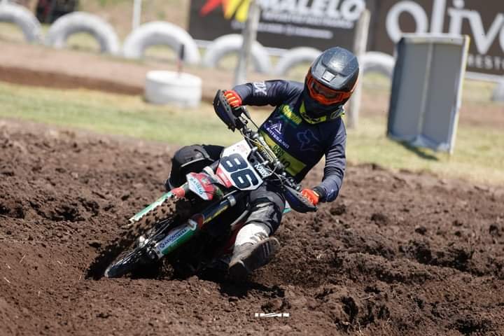 MX Argentino: el Naka Team finalizó en el podio del Campeonato 2024 imagen-10