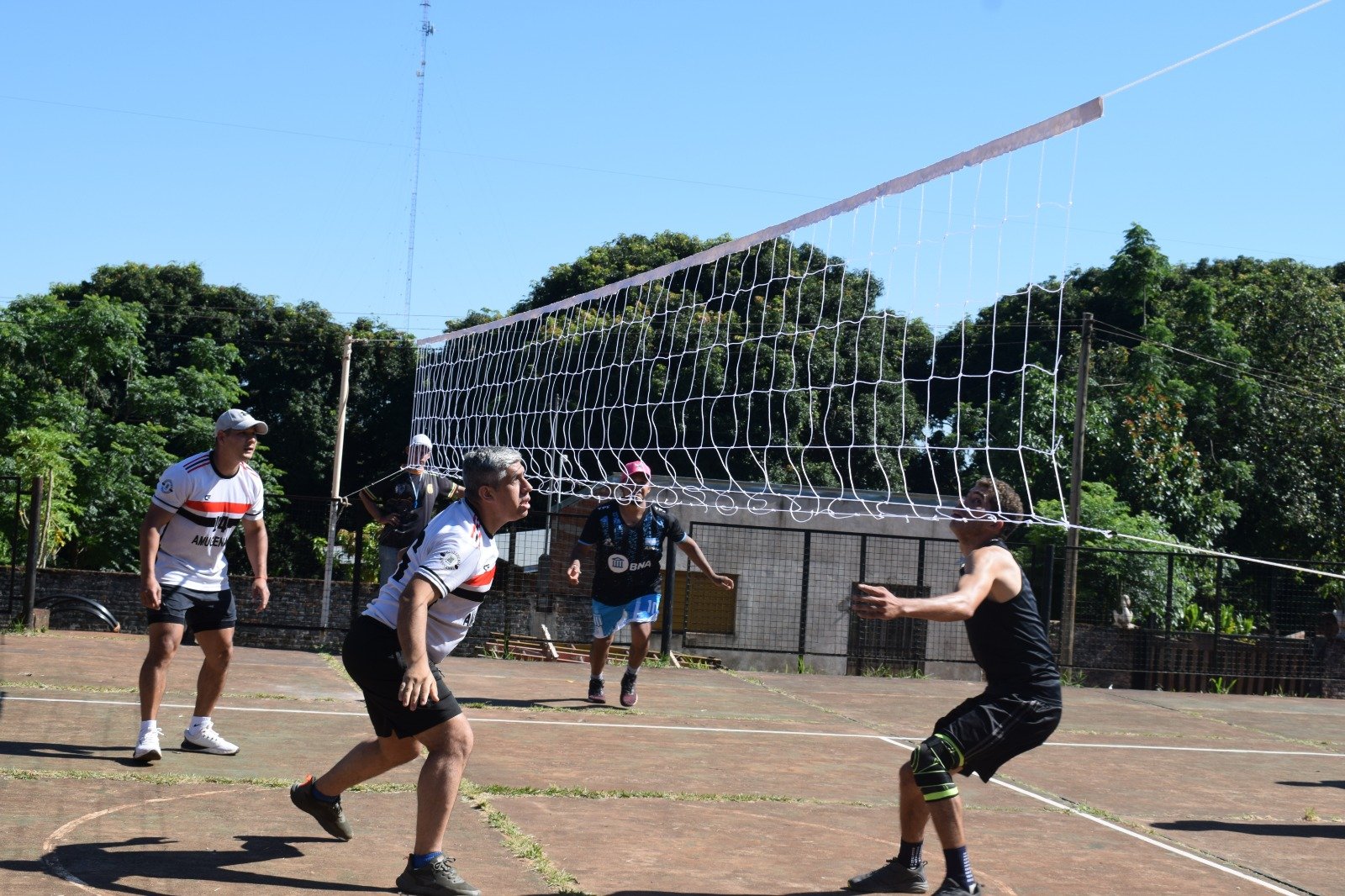 Pueblo Salto tuvo un domingo a pleno deporte imagen-10