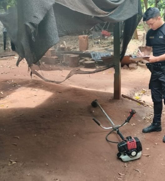 Efectivos de Mártires detuvieron a delincuente buscado por Robo y recuperaron una motoguadaña imagen-5