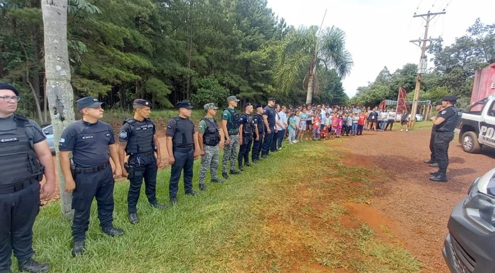 Operativo de prevención rural refuerza la seguridad en Campo Ramón y alrededores imagen-6