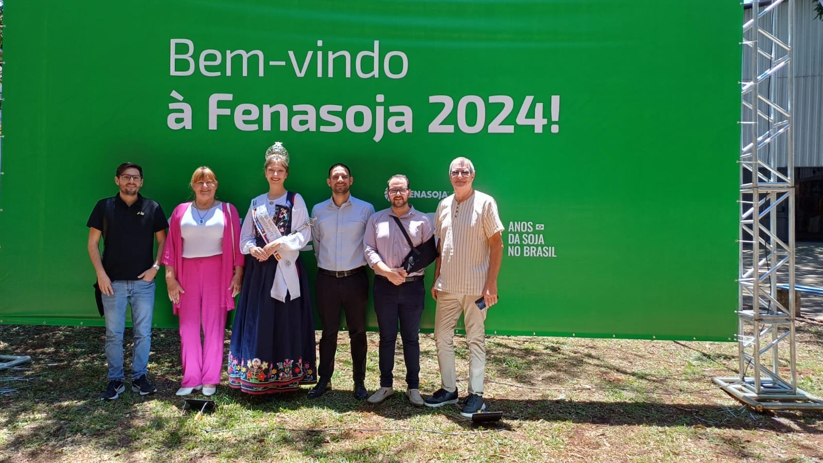 La FNI estuvo presente en la FENASOJA y en la Feria de Turismo de Misiones imagen-13