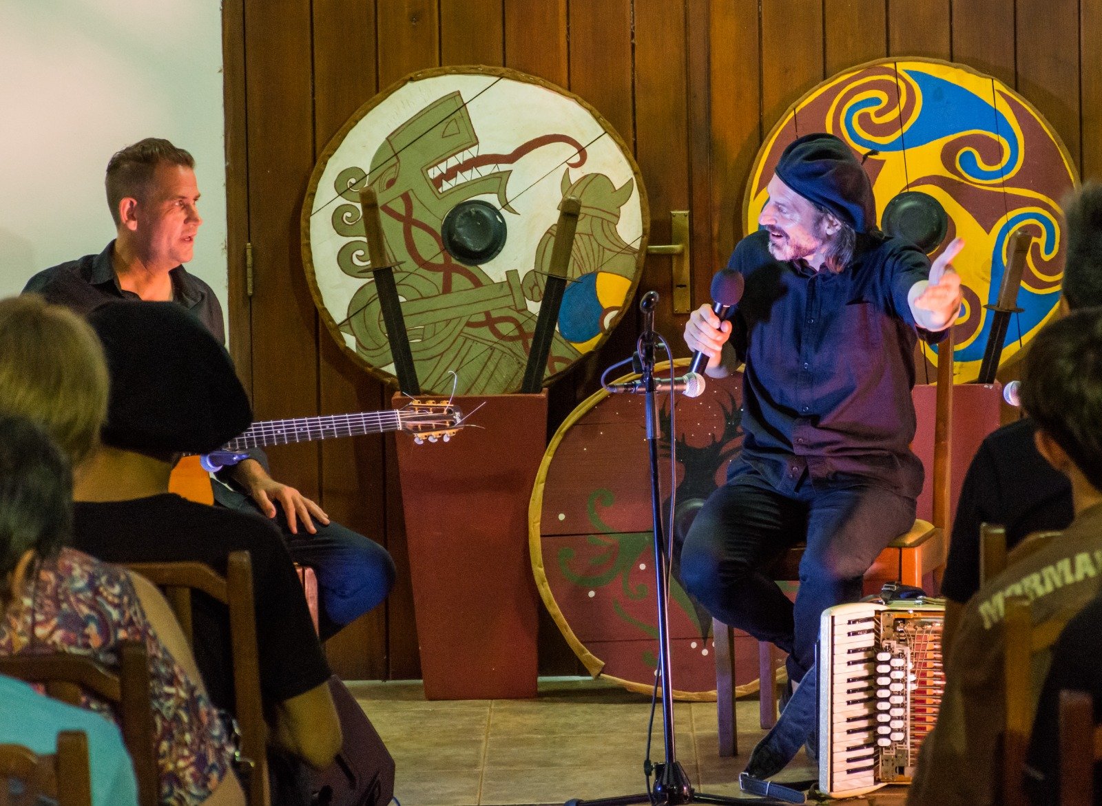 De Misiones a Noruega: el Chango Spasiuk y Per Einar Watle brindaron un conversatorio musical en Oberá imagen-12