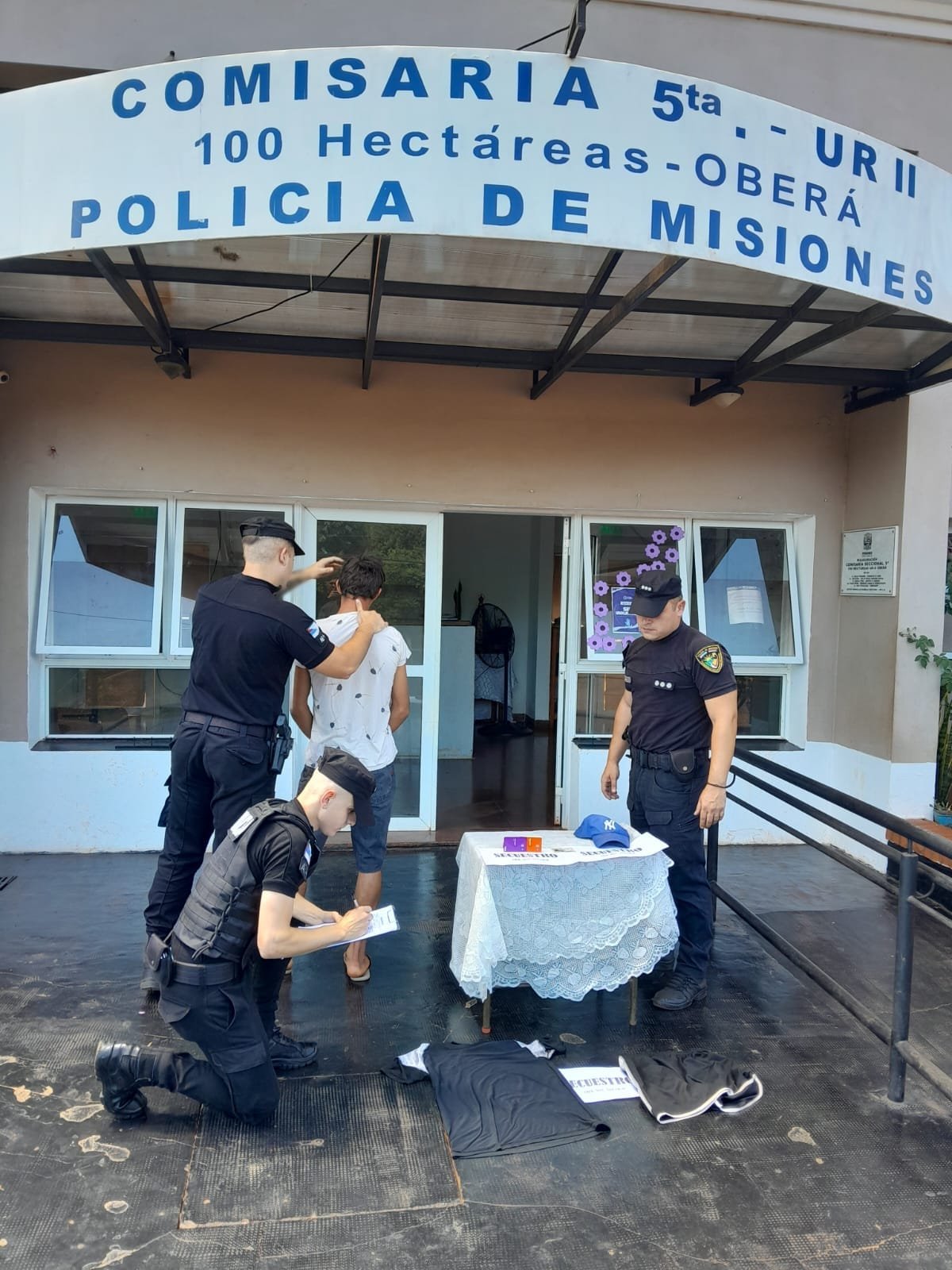 Resumen policial: robos, violencia de género y un accidente con un herido de bala imagen-9