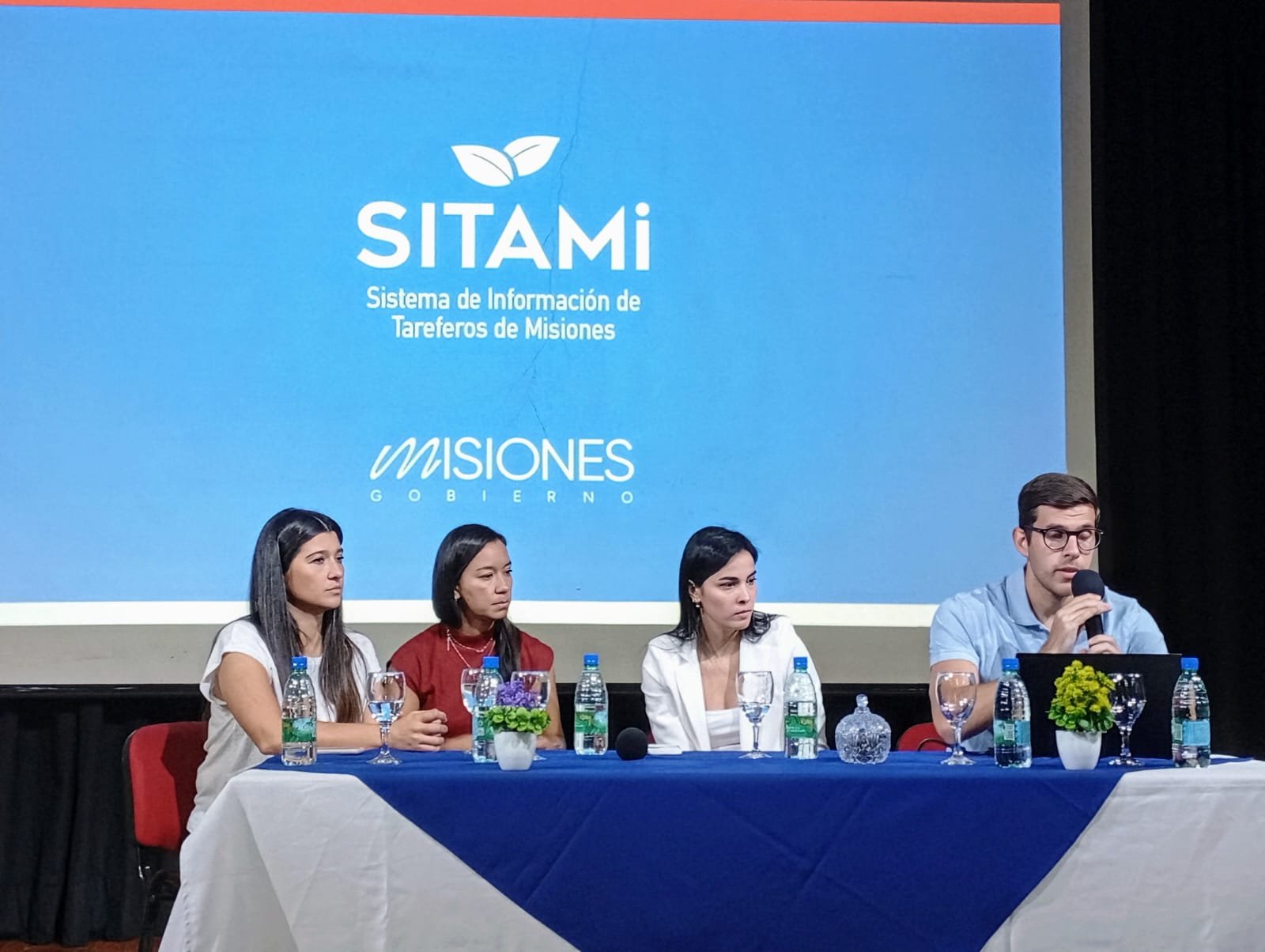Se presentó el Manual de Buenas Prácticas de Cría y Recría de Ganado Bovino en la Jornada Provincial de Salud y Seguridad en el Mundo del Trabajo en O... imagen-25