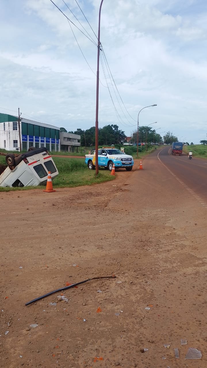 Siniestro vial entre dos vehículos dejó un hombre lesionado sobre la Ruta Nacional 14 imagen-5