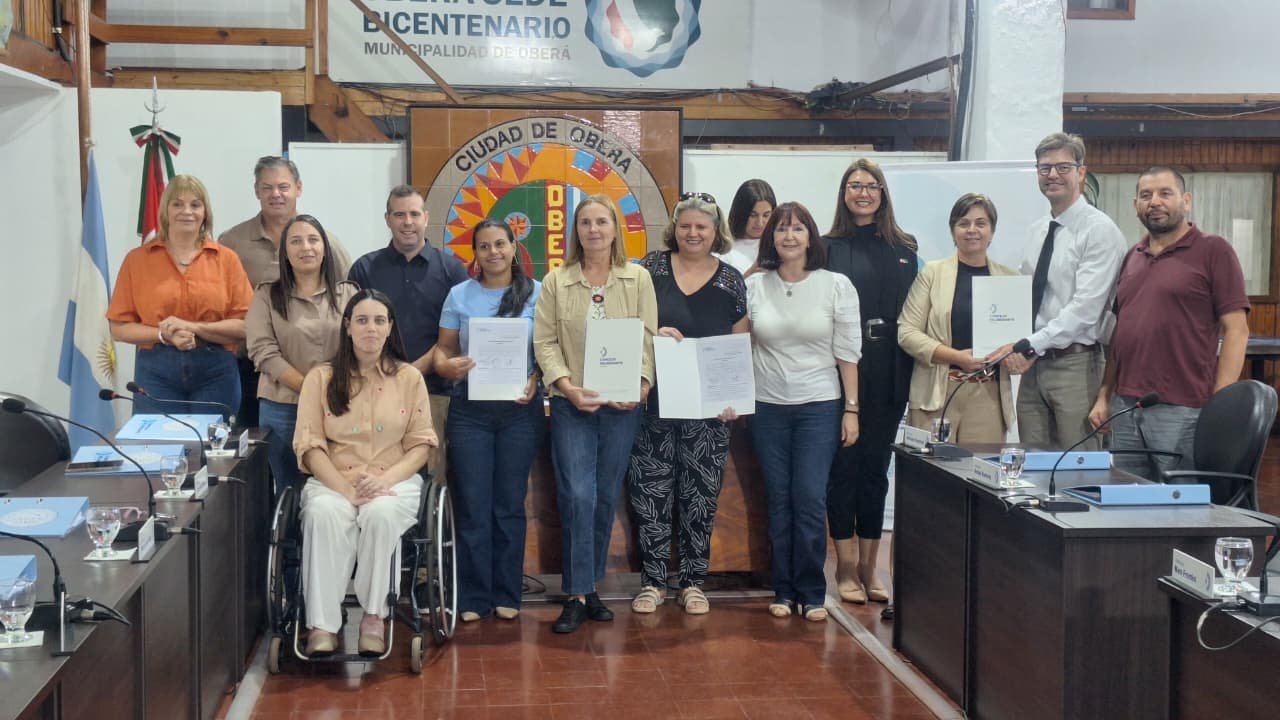 El Concejo Deliberante aprobó en la 5° Sesión Ordinaria los proyectos del Parlamento de la Mujer 2025 imagen-8