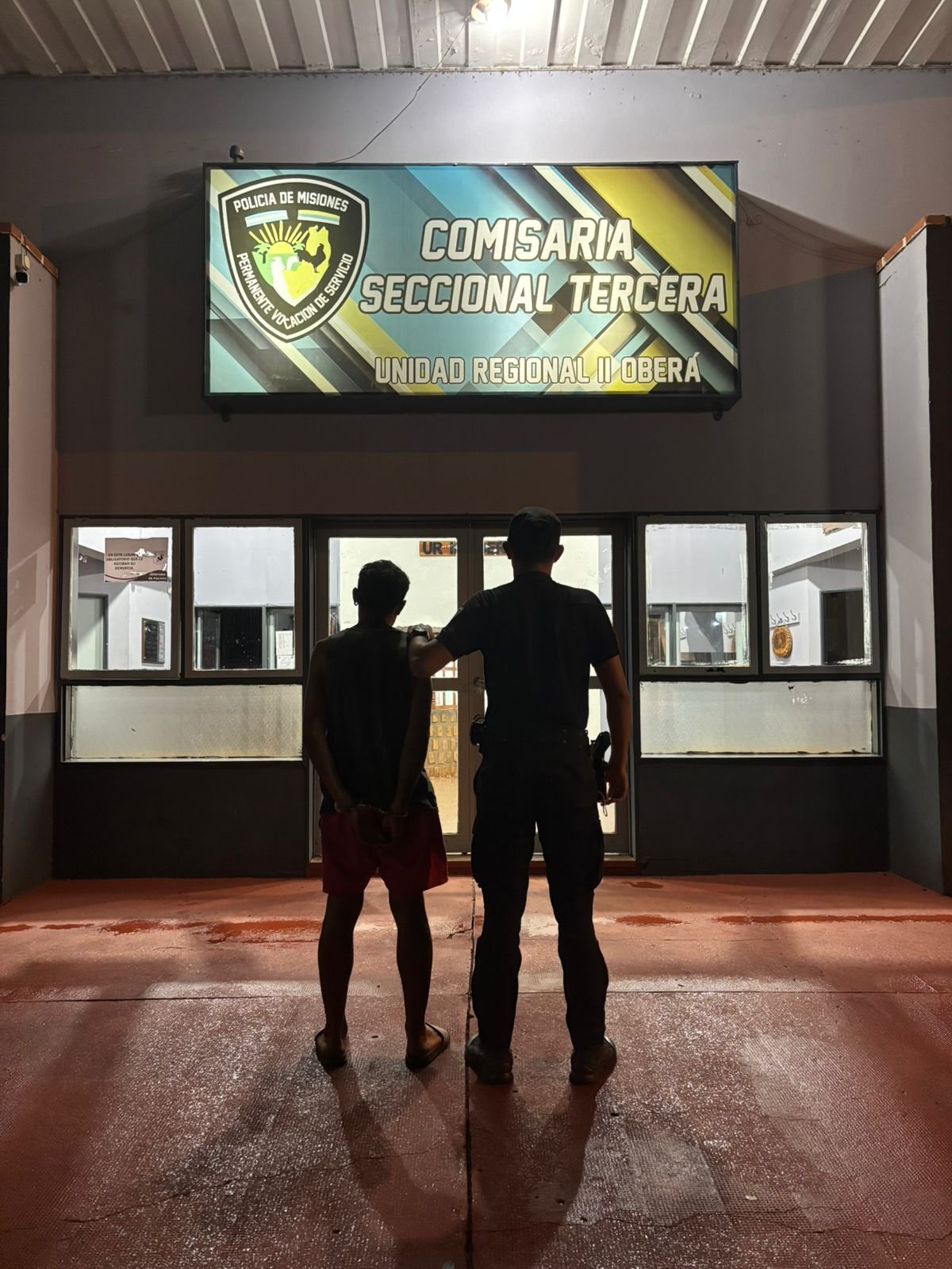 Intentó ingresar a una vivienda, trató de escapar y fue detenido por la Policía en Oberá imagen-6