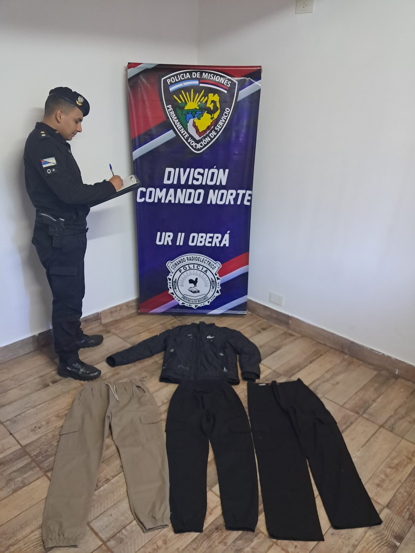 Cayó presunto «mechero» acusado de robar prendas de vestir en un comercio obereño 9 Cayó presunto «mechero» acusado de robar prendas de vestir en un comercio obereño imagen-8