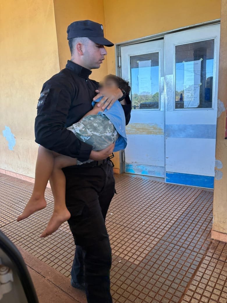 Oberá: corrió a pedir ayuda por su hijo y los policías actuaron de inmediato imagen-5