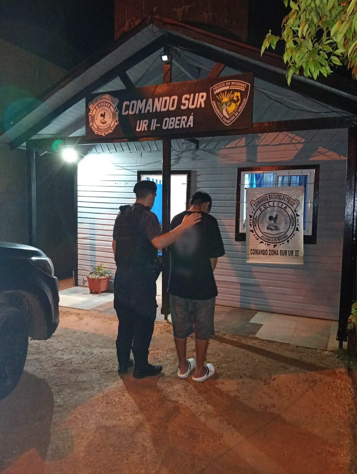 Un joven fue detenido por causar destrozos en la casa de su madre en Oberá 7 Un joven fue detenido por causar destrozos en la casa de su madre en Oberá imagen-6