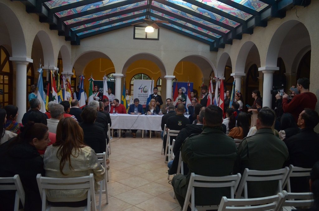Rumbo a la 46° Fiesta Nacional del Inmigrante: lanzamiento que puso en valor el trabajo conjunto para una celebración pensada para todos 12 Rumbo a la 46° Fiesta Nacional del Inmigrante: lanzamiento que puso en valor el trabajo conjunto para una celebración pensada para todos imagen-11